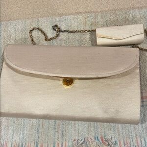 Elegant Cream Clutch Bag with Chain